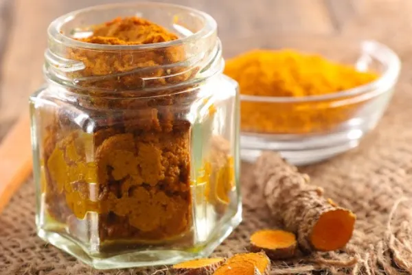 Golden milk: varm gullmelk med gurkemeie